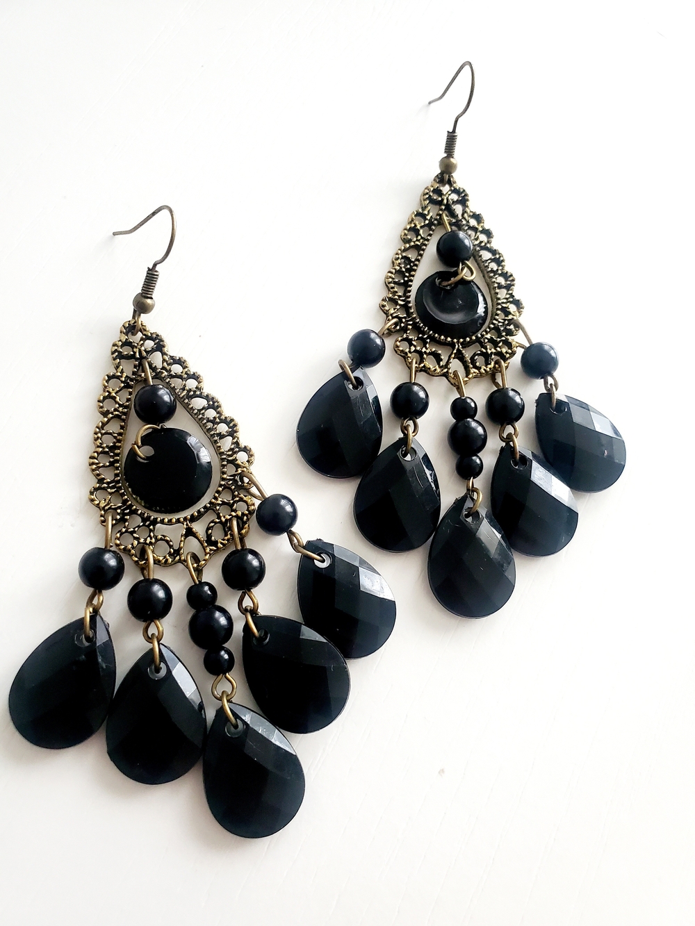 Antique-Style Black Teardrop Chandelier Earrings